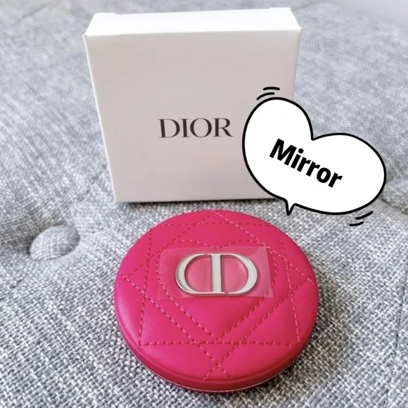 Dior Compact Mirror (RED) - Picture 1 of 3